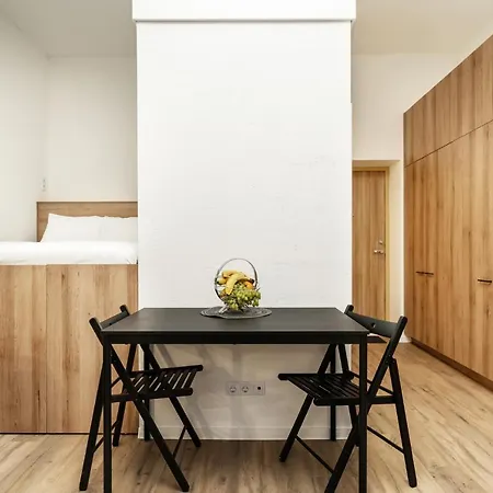 Air 303 Apartmán *